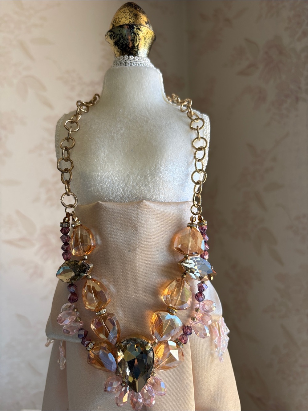 Gold-Tone Statement Necklace with Champagne and Pink Crystals - Picture 6 of 8